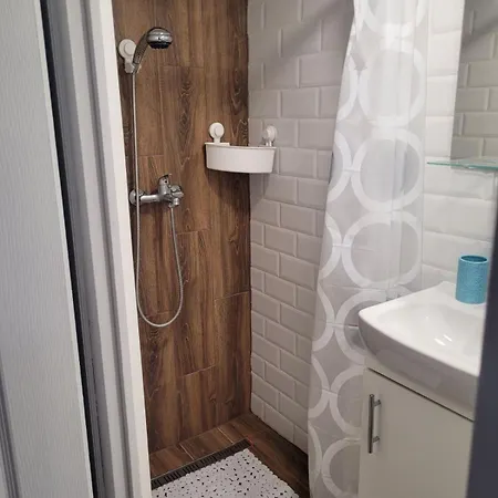 Alpstuga Aprolak Zalakaros