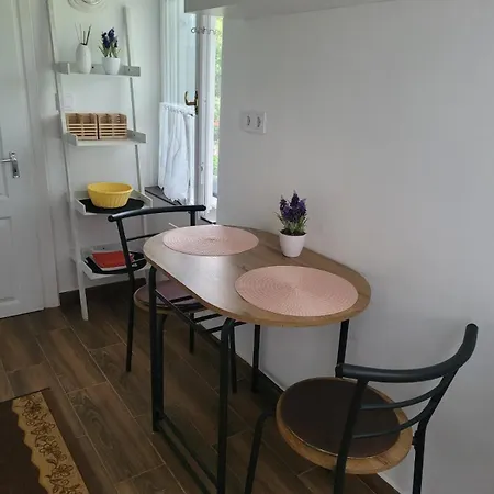 Aprolak * Залакарош