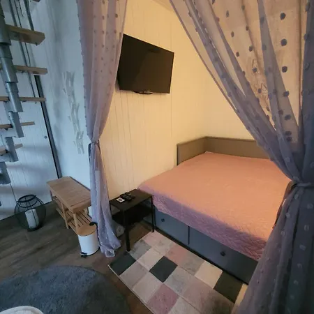 Aprolak Chalet