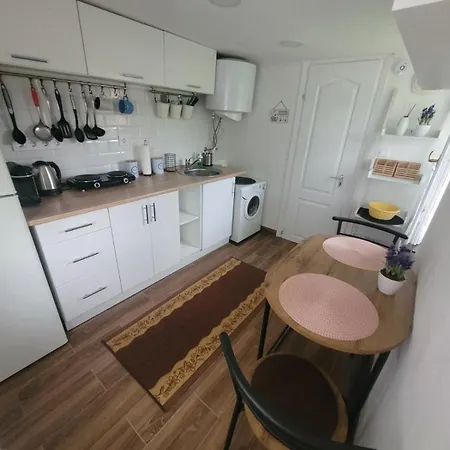 Alpstuga Aprolak Zalakaros