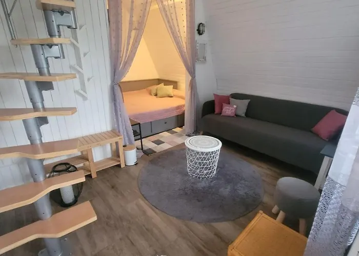 Aprólak - Erdőhöz Közeli Alpesi Faház, Pároknak és Családoknak Chalet