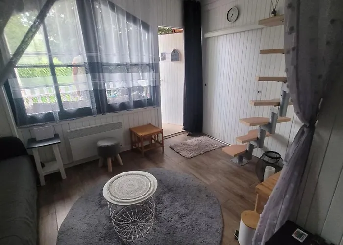 Chalet Aprolak - Erdohoez Koezeli Alpesi Fahaz, Paroknak Es Csaladoknak